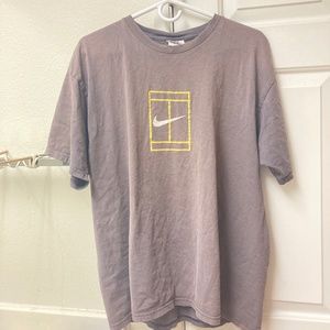 Nike vintage tee